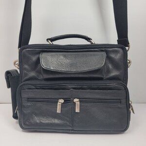 Wilson Leather Women's Black Leather Messenger Shoulder Bag